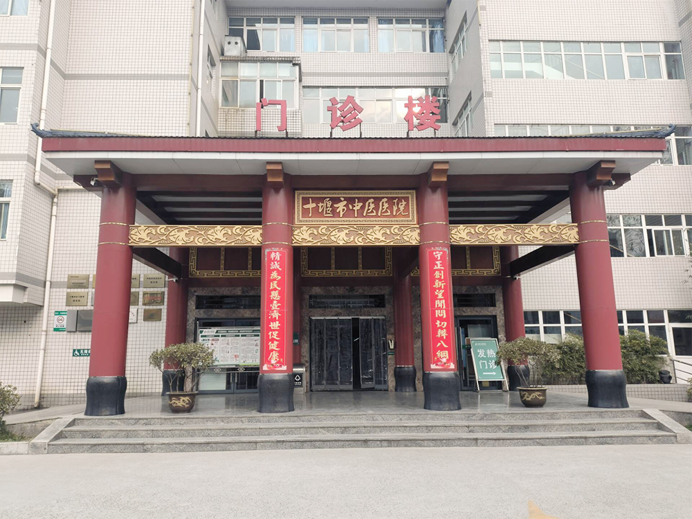 智慧医疗中枢管理平台,医疗分诊导引系统,窗口排队叫号系统.png